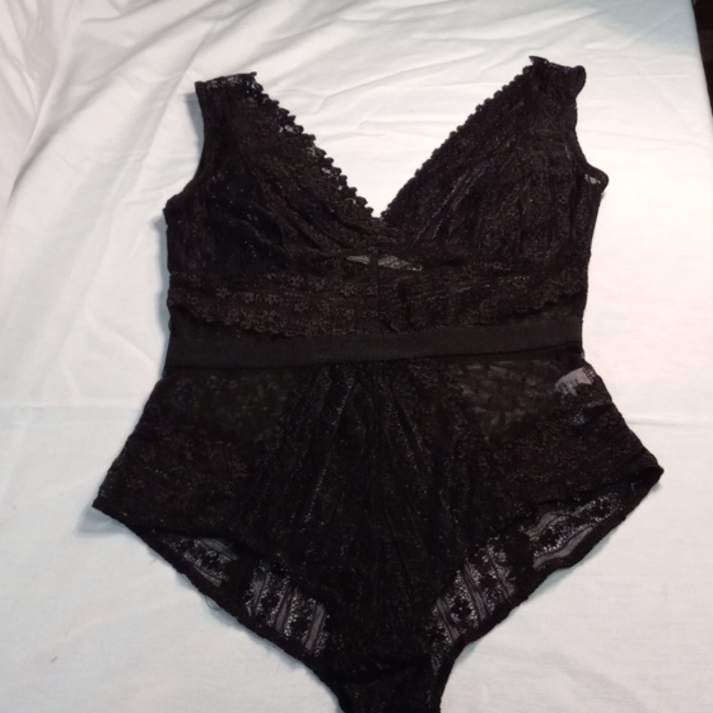 Allison Collection (New) - Picture 2 of 8